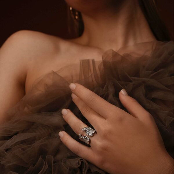 Celebrity Jewellers-Bridal-Valentina Pirlanta Yuzuk