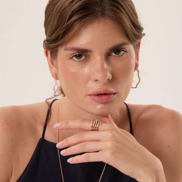 celebrity-jewellers-day-and-night-collection-hera-wavy-pirlanta-halka-kupe