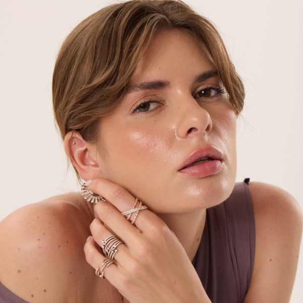celebrity-jewellers-etna-collection-sandria-baget-pirlantali-yuzuk